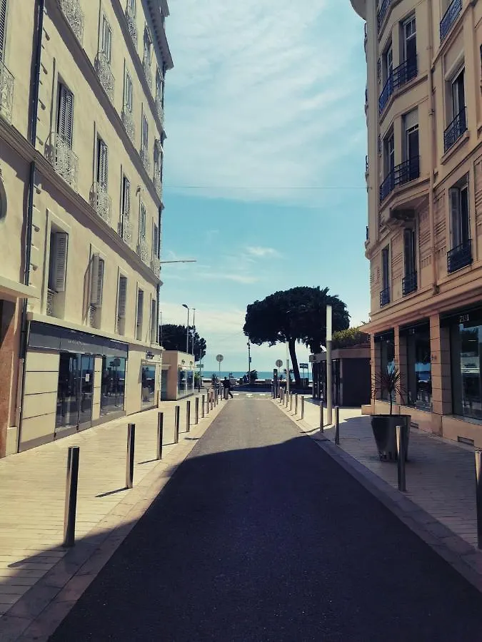 Un Nid D Amour Au Coeur De Cannes Lägenhet 0*,  Frankrike